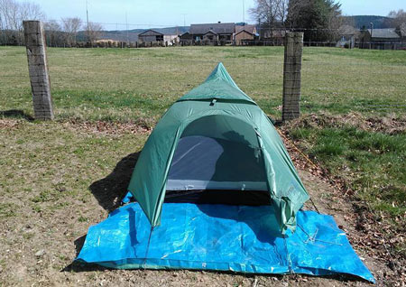 Emporter sa tente sur le chemin de Compostelle ?